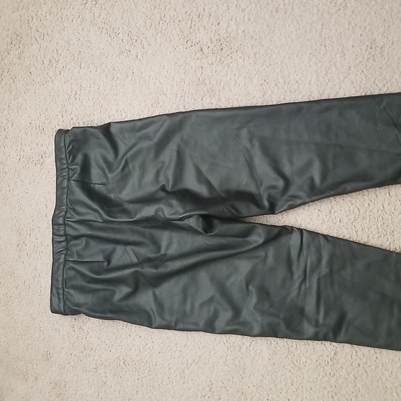 Threadsence Women's Faux Leather Leggings - Picture 16 of 16